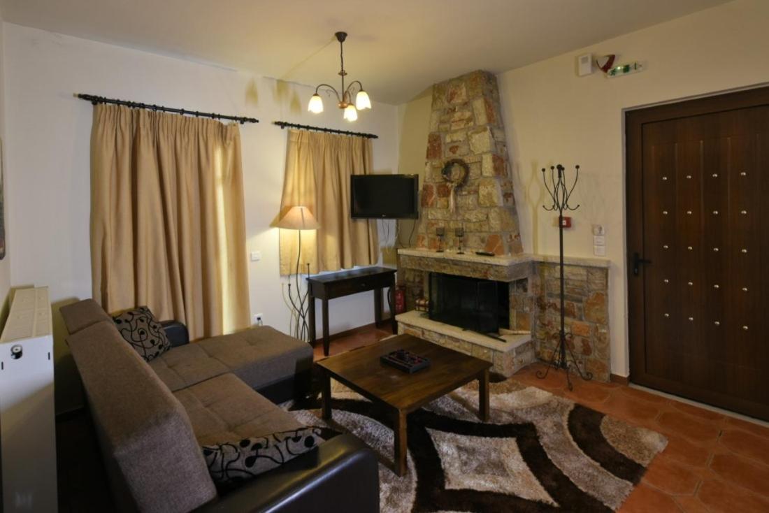 Oreades-Homes Ано Хора Екстериор снимка
